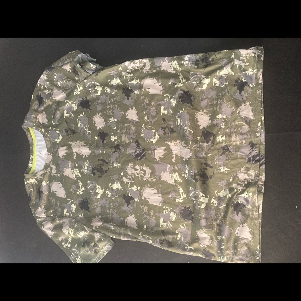 Men’s camo shirt